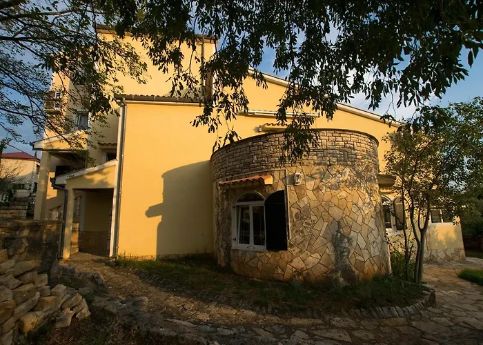 דירה With Parking Space Starigrad, Paklenica - 25376 *