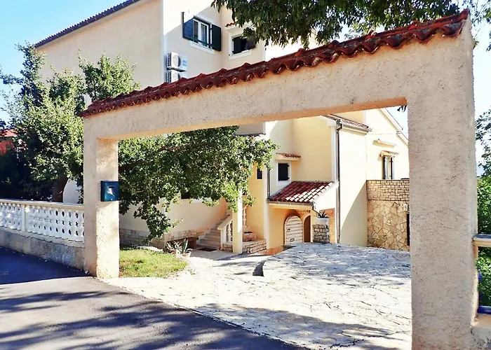 With Parking Space Starigrad, Paklenica - 25376 דירה *