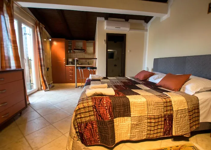 With Parking Space Starigrad, Paklenica - 25376 דירה