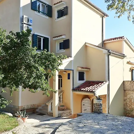 Апартаменты With Parking Space Starigrad, Paklenica - 25376 Стариград-Пакленица