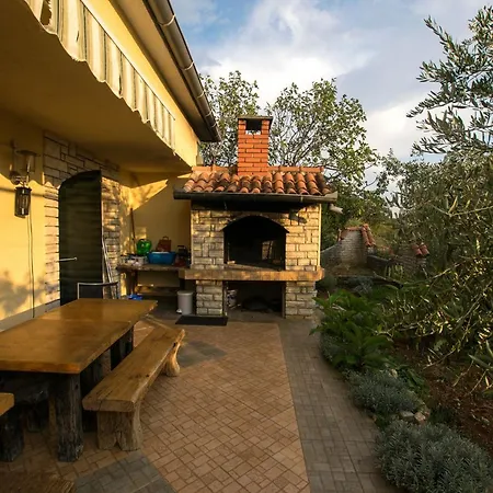 Апартаменты With Parking Space Starigrad, Paklenica - 25376
