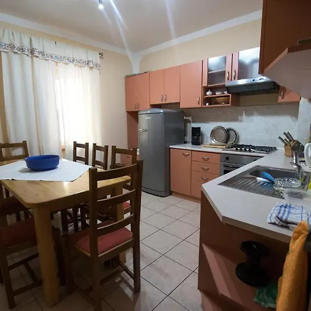 Апартаменты With Parking Space Starigrad, Paklenica - 25376 *