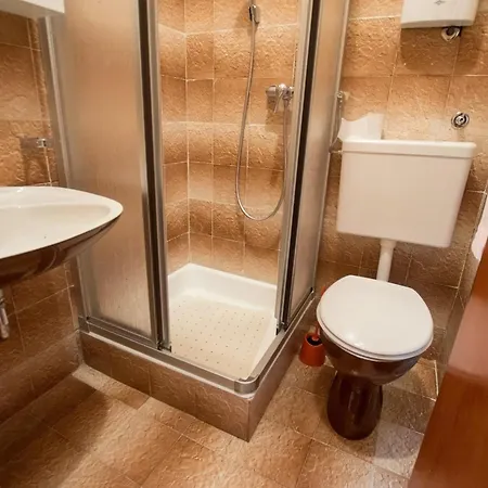 Апартаменты With Parking Space Starigrad, Paklenica - 25376