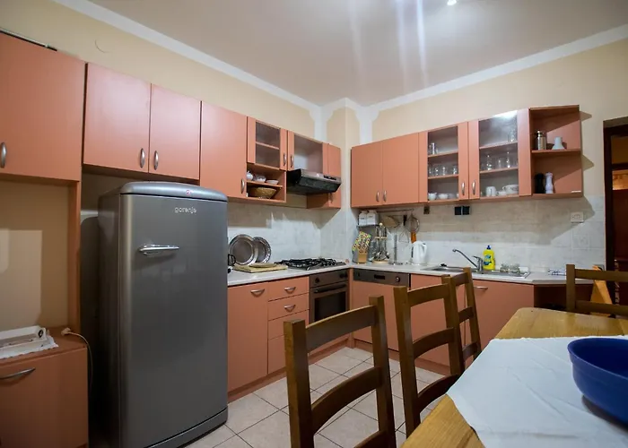 Apartament With Parking Space Starigrad, Paklenica - 25376 *